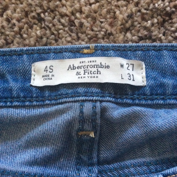 Abercrombie Light Denim Jeans - Picture 2 of 7